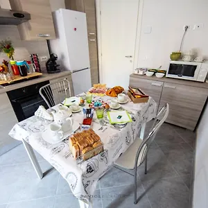 Bed & Breakfast Art & Books, Mantova